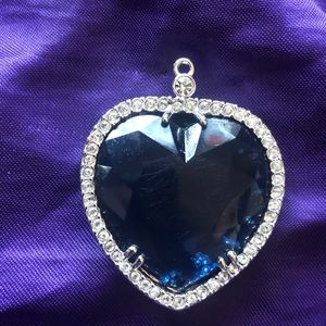 J PETERMAN HEART OF THE OCEAN NECKLACE PENDANT